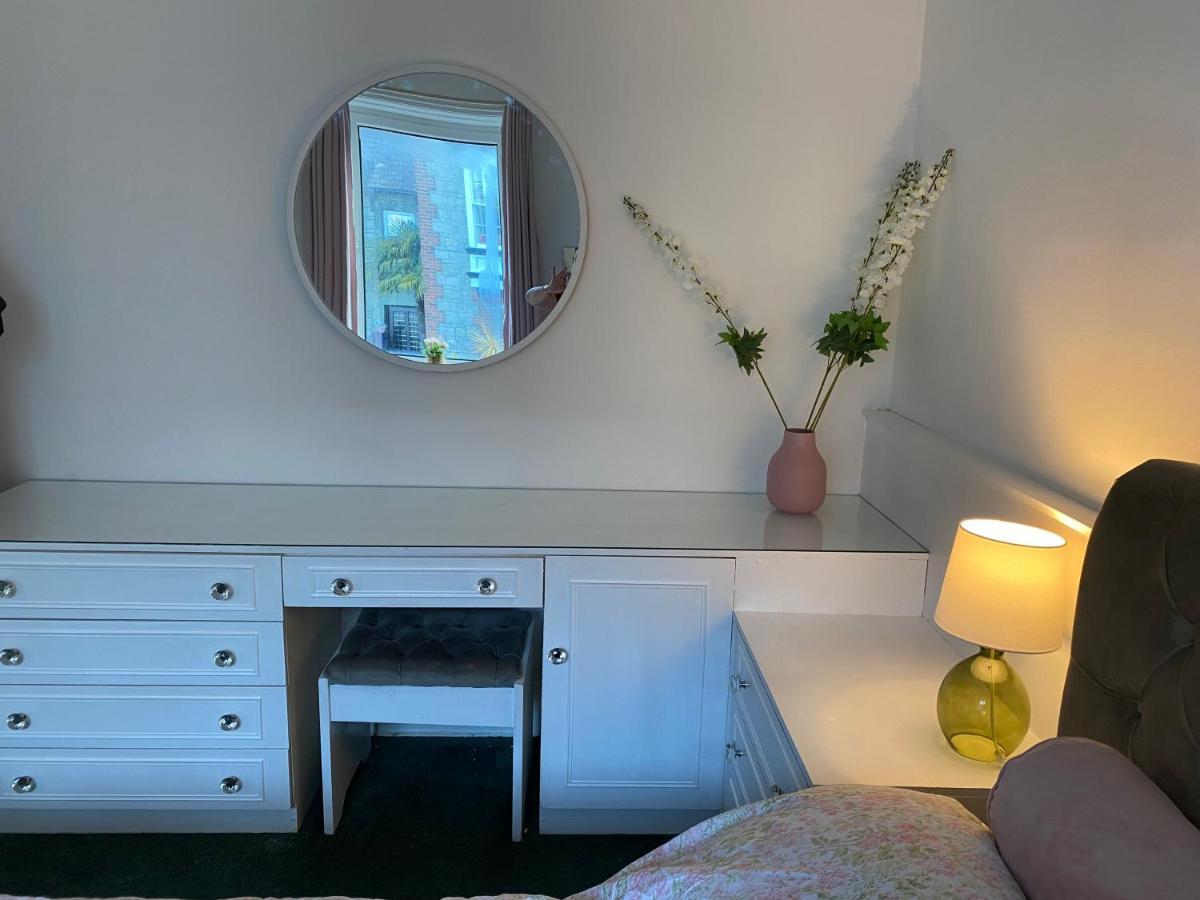 Peaceful Coastal Apartment Ventnor Extérieur photo